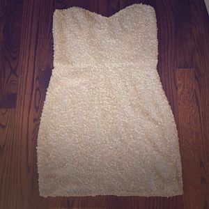 Perfect white sequined beaut!!